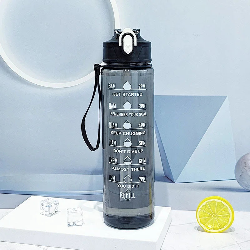 Botella Deportiva con Pajita y Tapa Abatible – Antifugas, Ideal para Deporte y Aventura